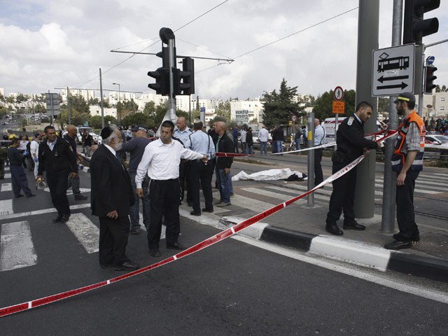 Ort des Anschlags in Jerusalem (light-rail train station), Nov 5, 2014